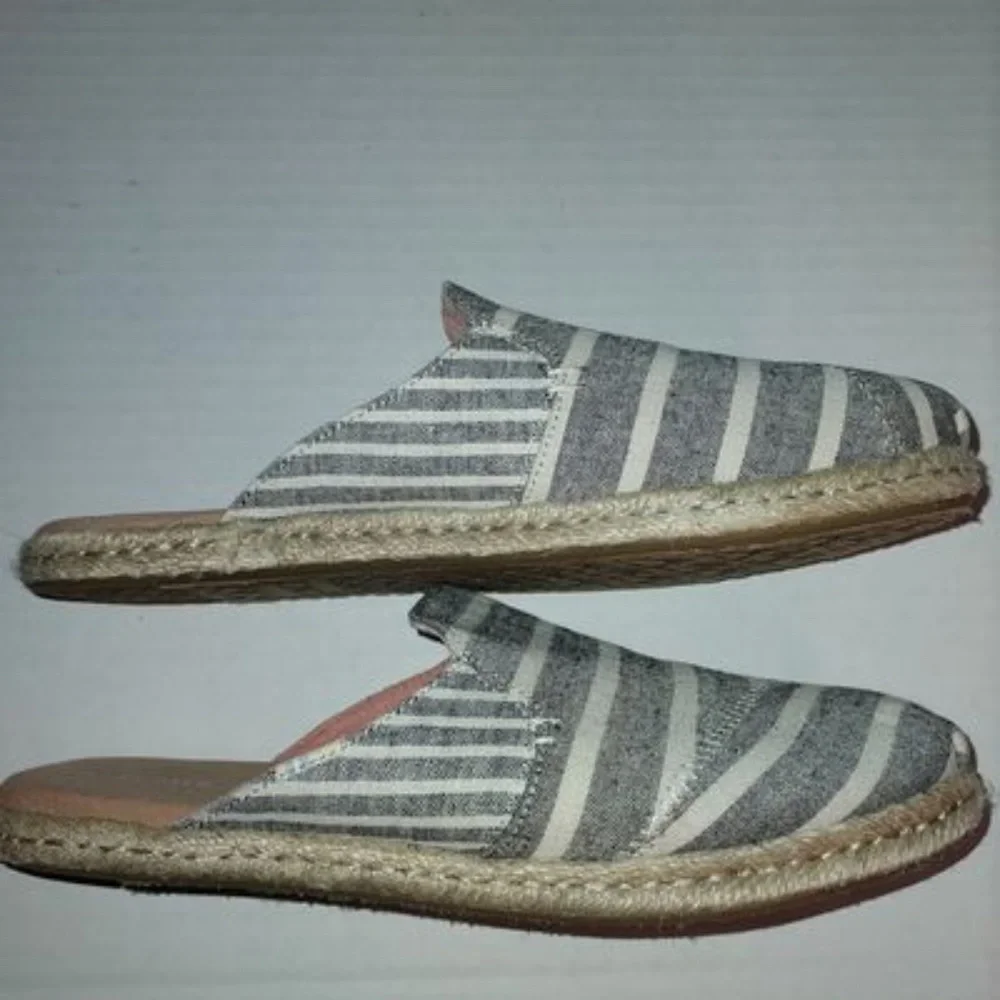 Toms gray stripe espadrille slip-on shoes size 7